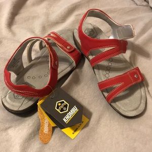 Sandal